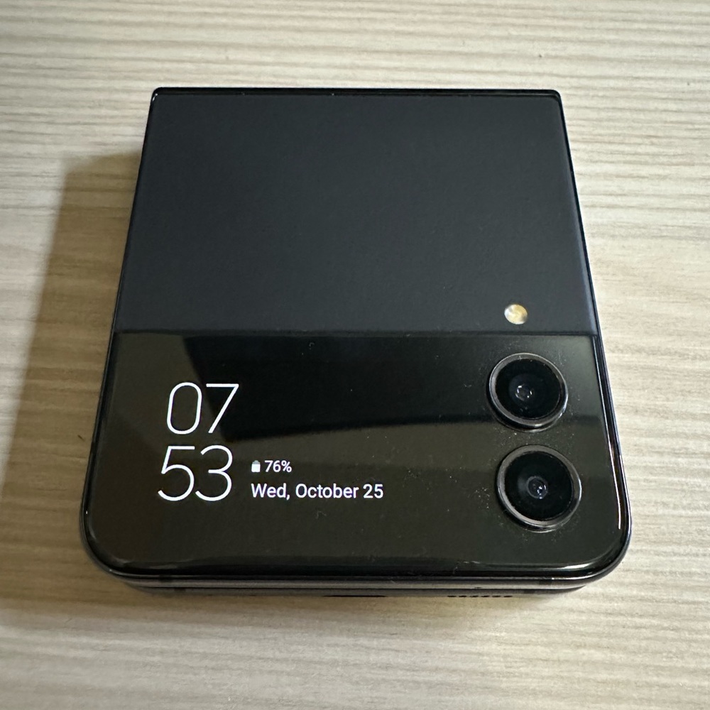 Samsung Galaxy ZFlip 4 (T-Mobile)